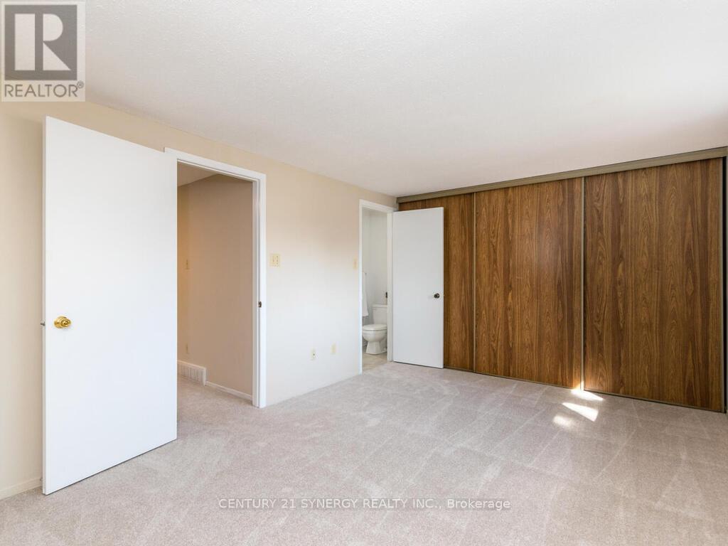 78 Clarkson Crescent, Ottawa, Ontario  K2L 3E2 - Photo 21 - X12444642