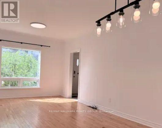 299 Parkdale Avenue, Ottawa, Ontario  K1Y 1G5 - Photo 3 - X12444650