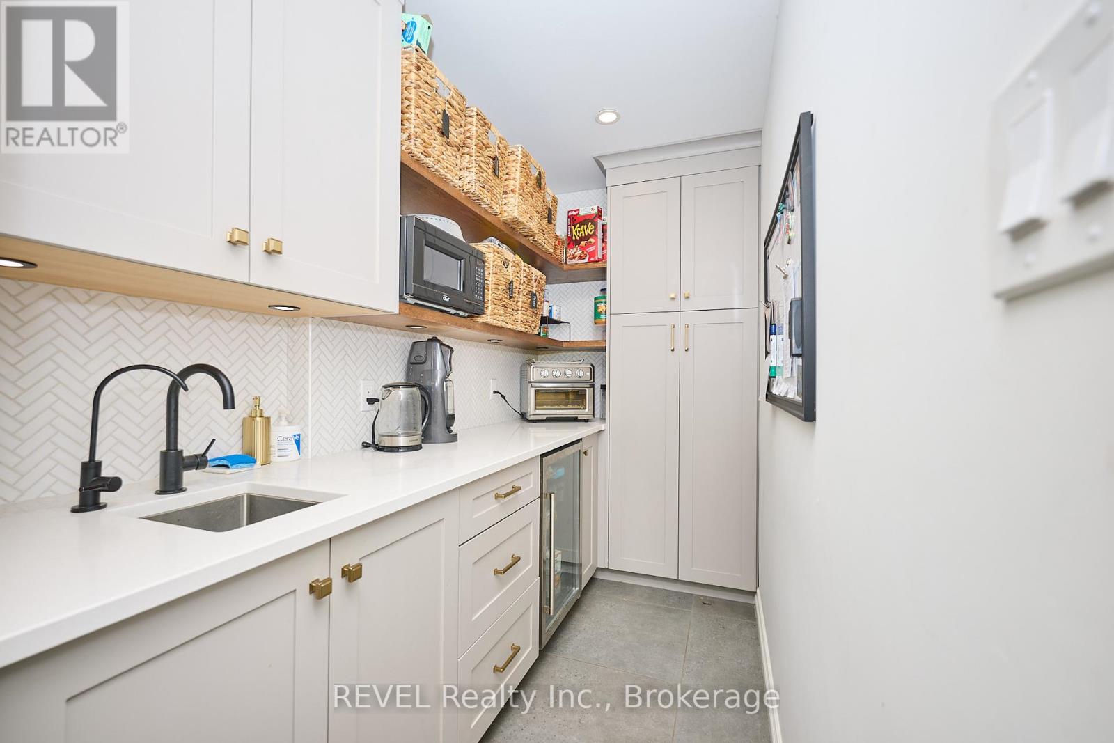 7134 Mount Forest Lane, Niagara Falls (Casey), Ontario  L2J 3Z3 - Photo 15 - X12444645