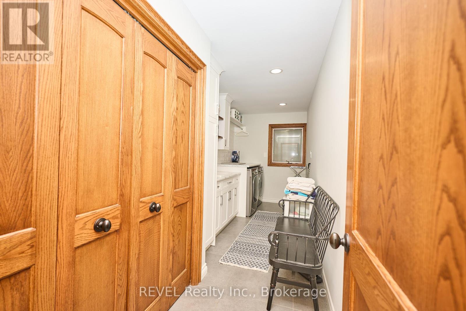 7134 Mount Forest Lane, Niagara Falls (Casey), Ontario  L2J 3Z3 - Photo 16 - X12444645