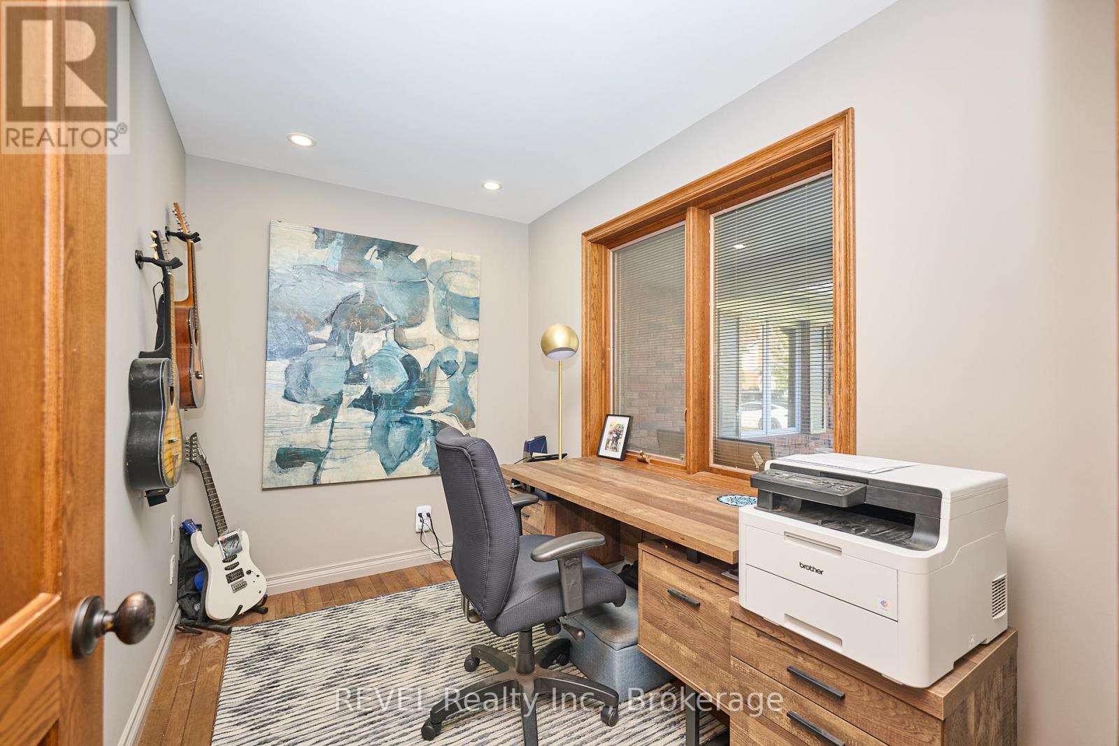7134 Mount Forest Lane, Niagara Falls (Casey), Ontario  L2J 3Z3 - Photo 8 - X12444645