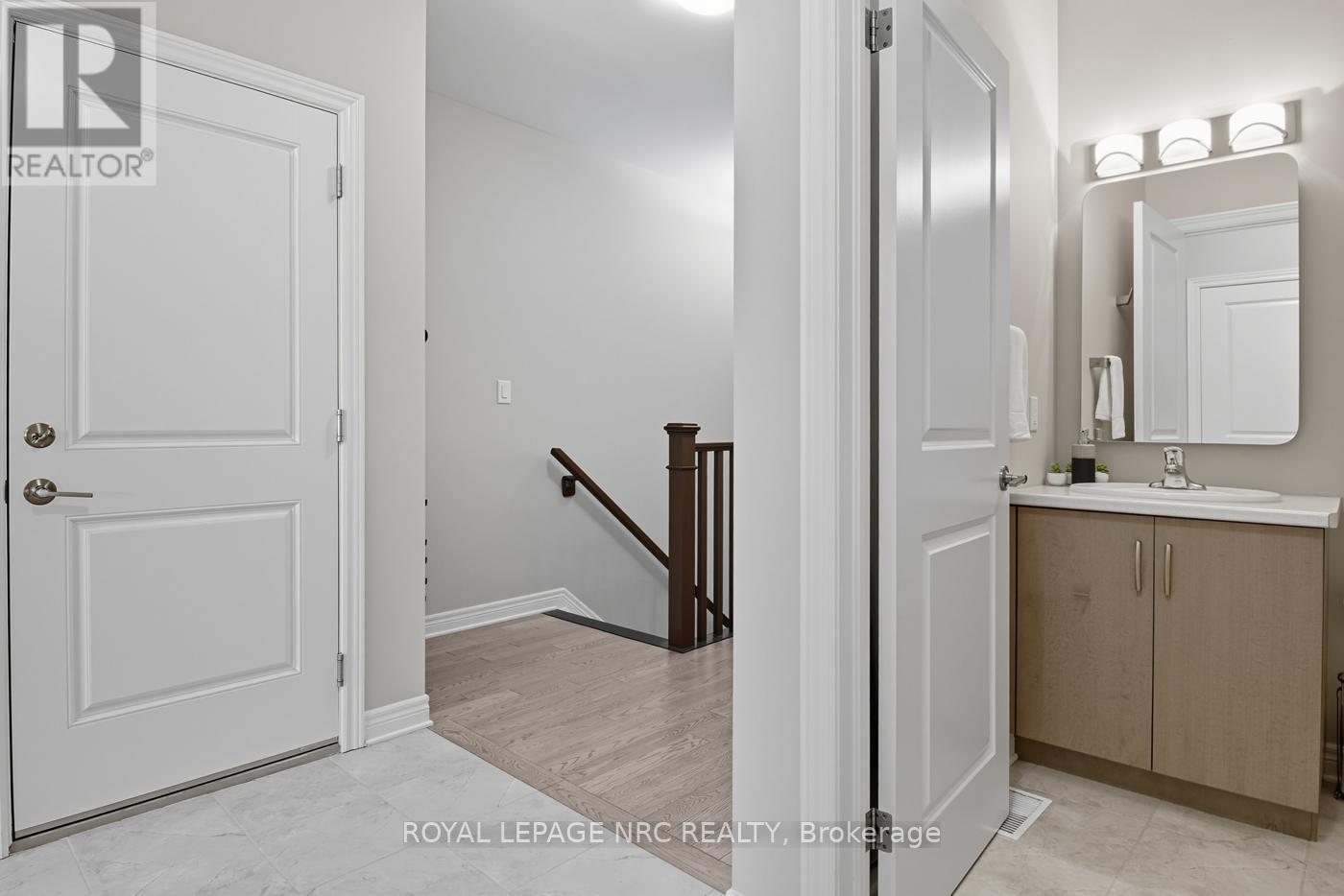 13 Andrew Lane, Thorold (Hurricane/merrittville), Ontario  L2V 0V3 - Photo 42 - X12444656
