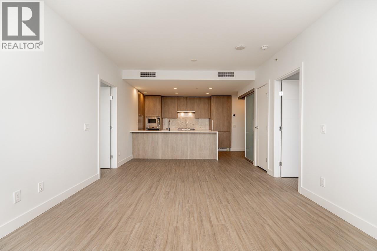 303 6398 Silver Avenue, Burnaby, British Columbia  V5H 0K7 - Photo 10 - R3055329