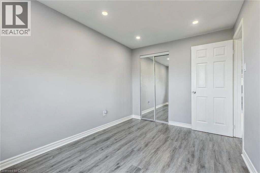 122 Mooregate Crescent, Kitchener, Ontario  N2M 2G1 - Photo 27 - 40776399