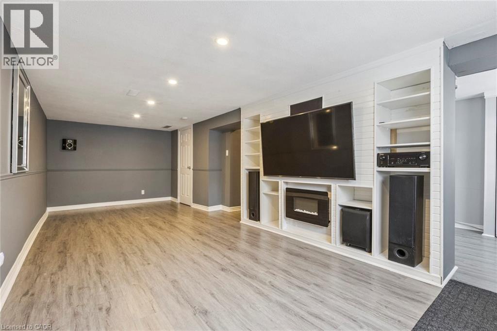 122 Mooregate Crescent, Kitchener, Ontario  N2M 2G1 - Photo 35 - 40776399