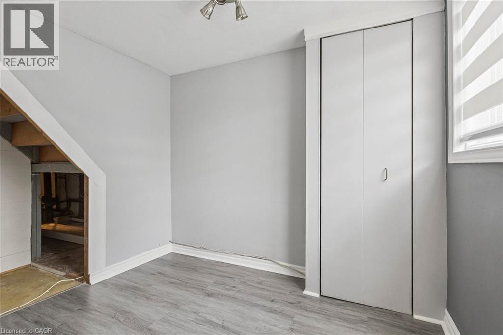 122 Mooregate Crescent, Kitchener, Ontario  N2M 2G1 - Photo 38 - 40776399