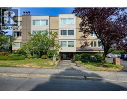 408 3260 Quadra St Quadra
