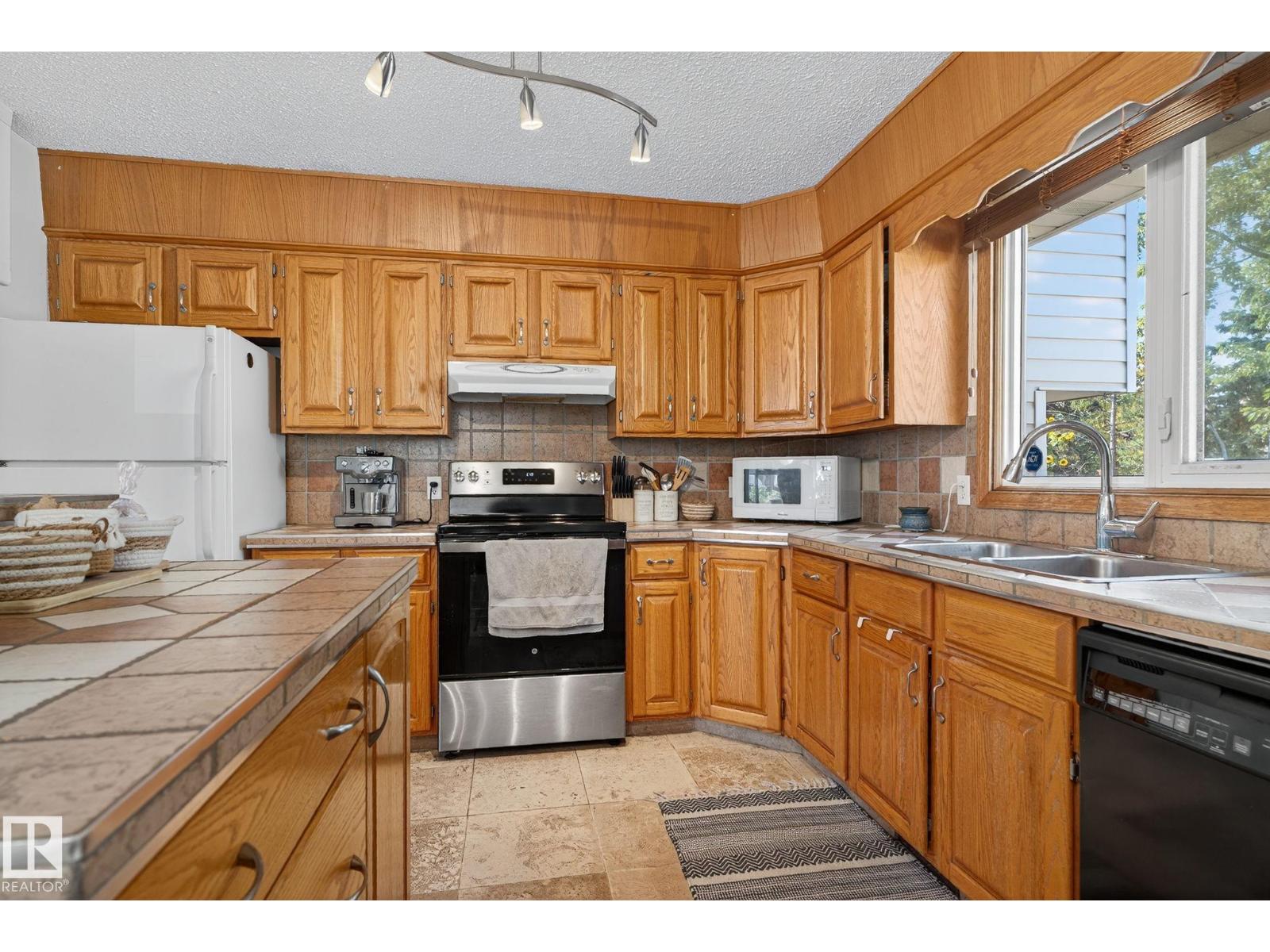 3608 51 St Nw, Edmonton, Alberta  T6L 1C6 - Photo 26 - E4460790