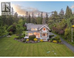 906 Mt. Newton Cross Rd Inlet, Central Saanich, Ca