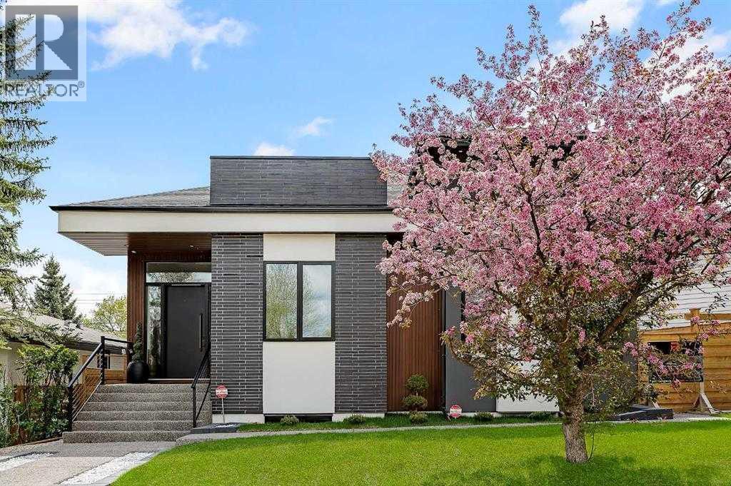 1027 39 Avenue NW, Calgary, Alberta