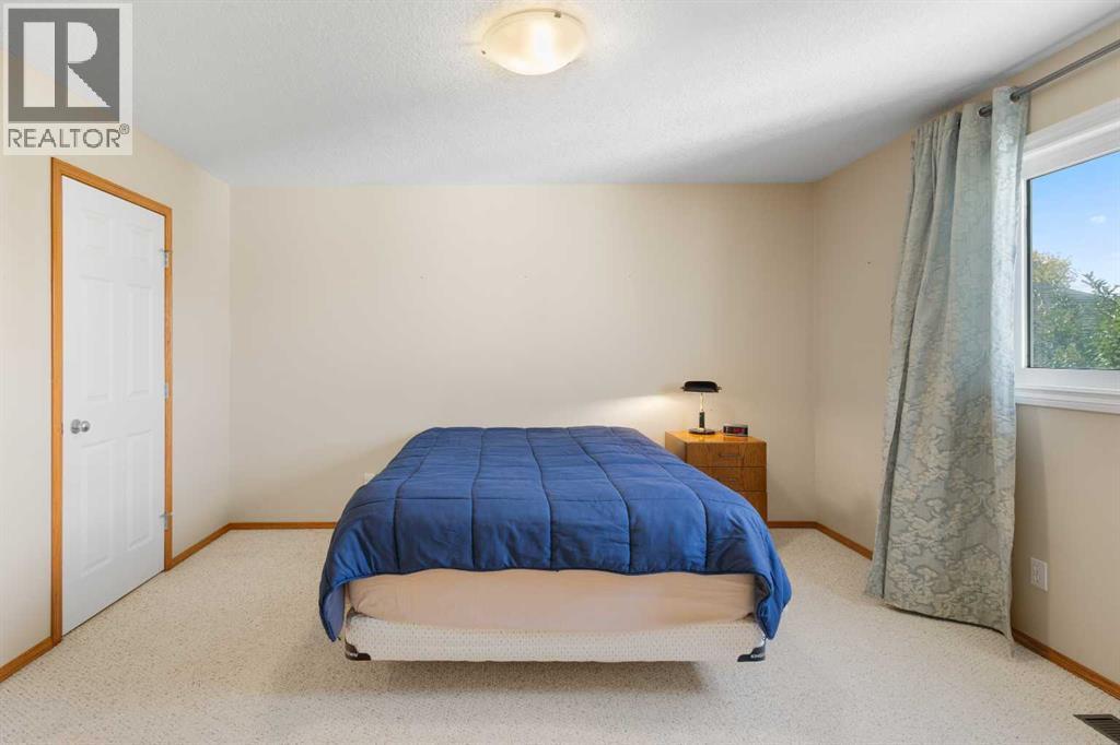 99 Eversyde Circle Sw, Calgary, Alberta  T2Y 4T3 - Photo 16 - A2261882