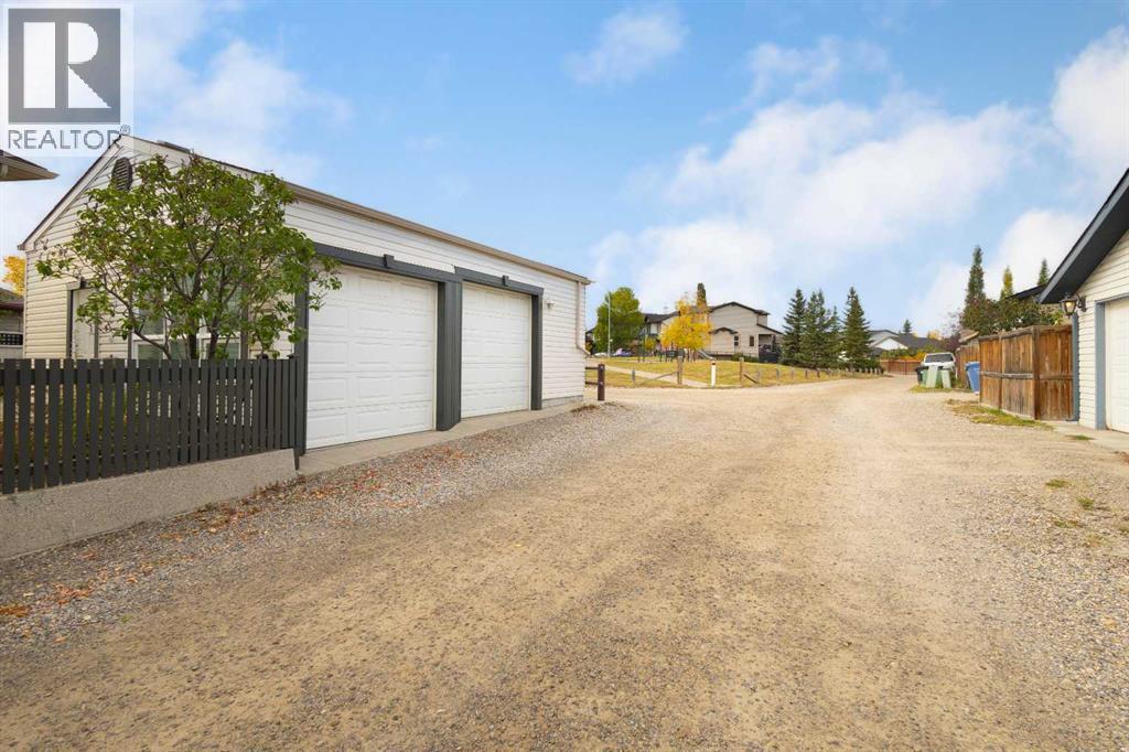 99 Eversyde Circle Sw, Calgary, Alberta  T2Y 4T3 - Photo 41 - A2261882