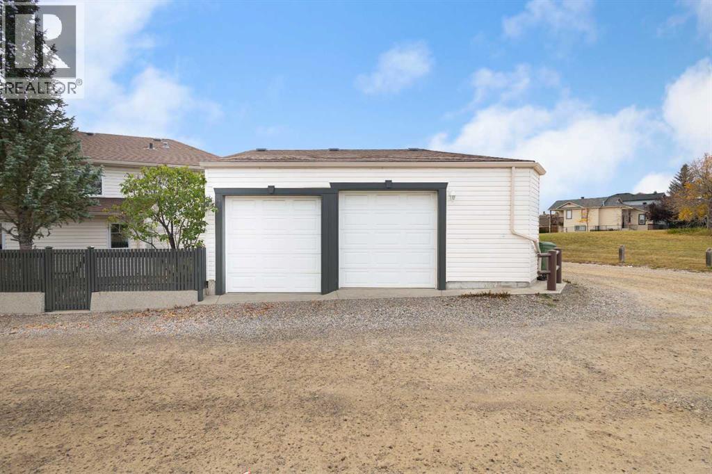 99 Eversyde Circle Sw, Calgary, Alberta  T2Y 4T3 - Photo 42 - A2261882