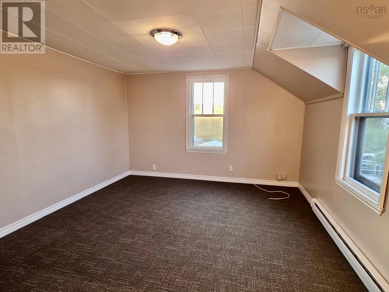 1544 St Margarets Bay Road, Timberlea, Nova Scotia  B3T 1A9 - Photo 16 - 202523823