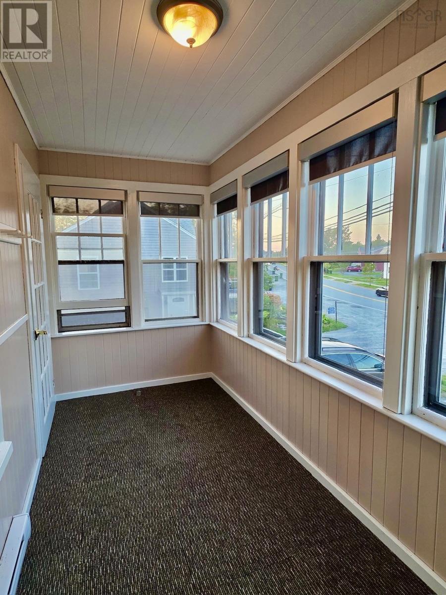 1544 St Margarets Bay Road, Timberlea, Nova Scotia  B3T 1A9 - Photo 5 - 202523823