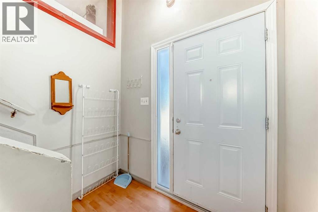 6103 Penbrooke Drive Se, Calgary, Alberta  T2A 3P2 - Photo 5 - A2260487