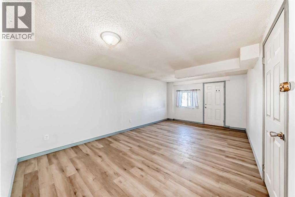 6103 Penbrooke Drive Se, Calgary, Alberta  T2A 3P2 - Photo 31 - A2260487