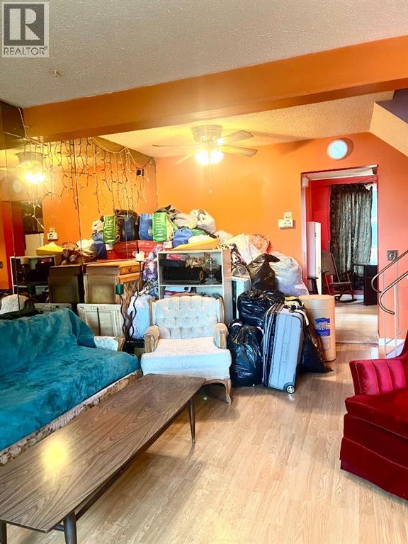 1051 Fonda Court Se, Calgary, Alberta  T2A 5S1 - Photo 4 - A2261546