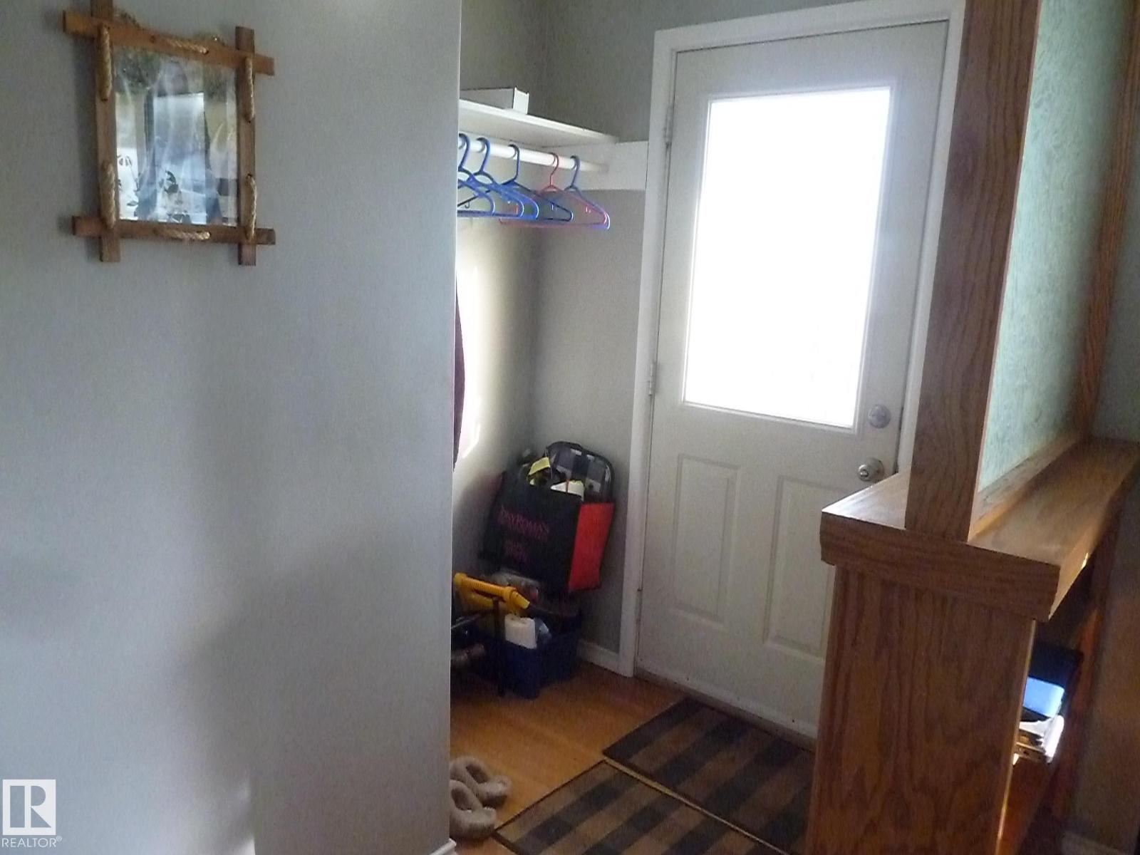 12836 107 St Nw, Edmonton, Alberta  T5E 4V3 - Photo 3 - E4460803