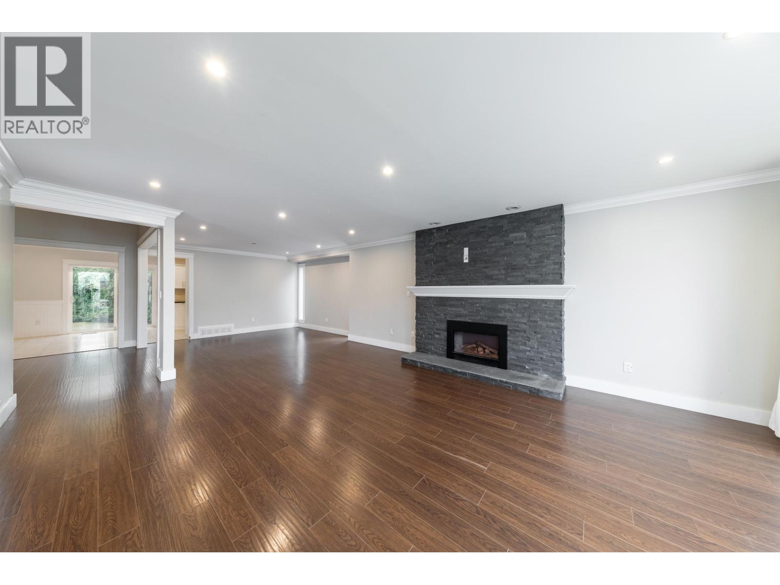 38 Deerfield Drive, Delta, British Columbia  V4M 2W9 - Photo 8 - R3008825