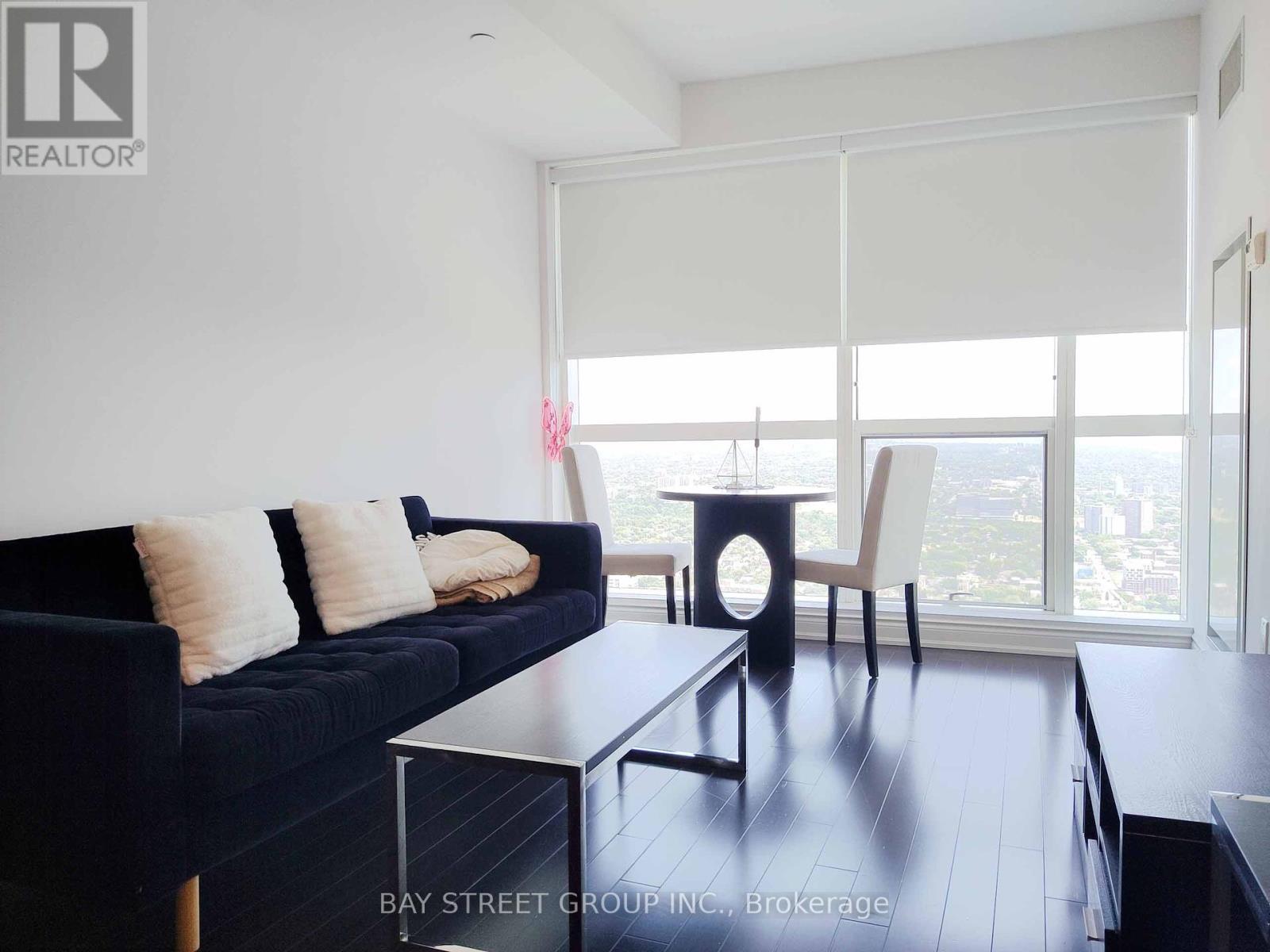 6704 - 388 Yonge Street, Toronto, Ontario  M5B 0A4 - Photo 6 - C12444644