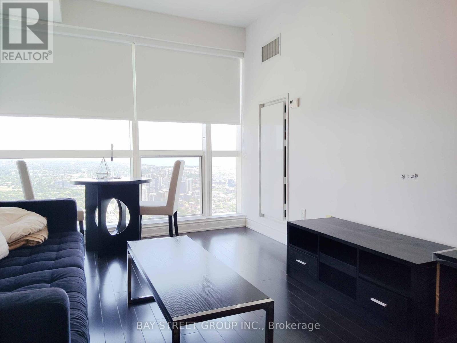 6704 - 388 Yonge Street, Toronto, Ontario  M5B 0A4 - Photo 7 - C12444644