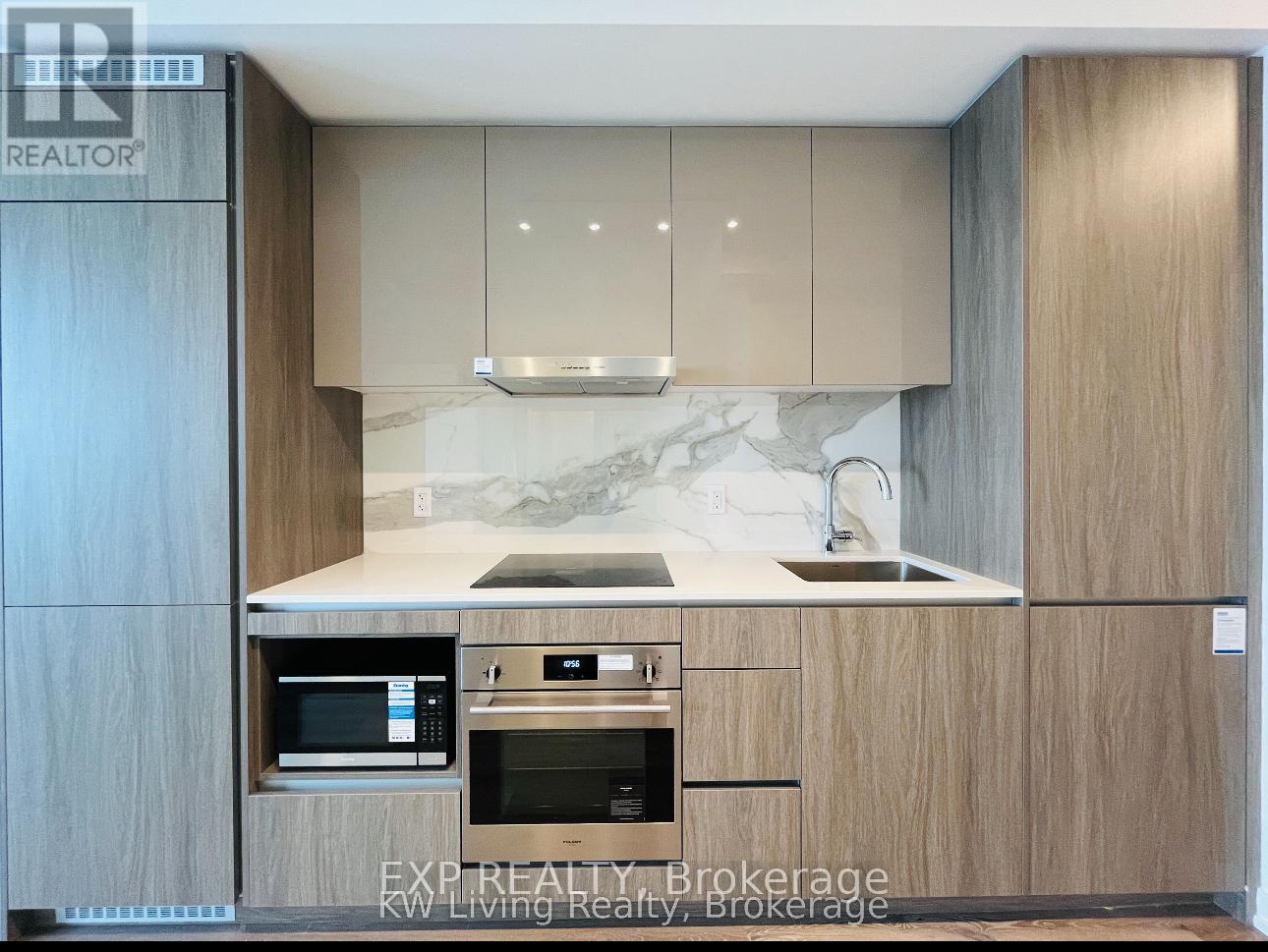 1908 - 28 Interchange Way, Vaughan, Ontario  L4K 5Z7 - Photo 4 - N12444647