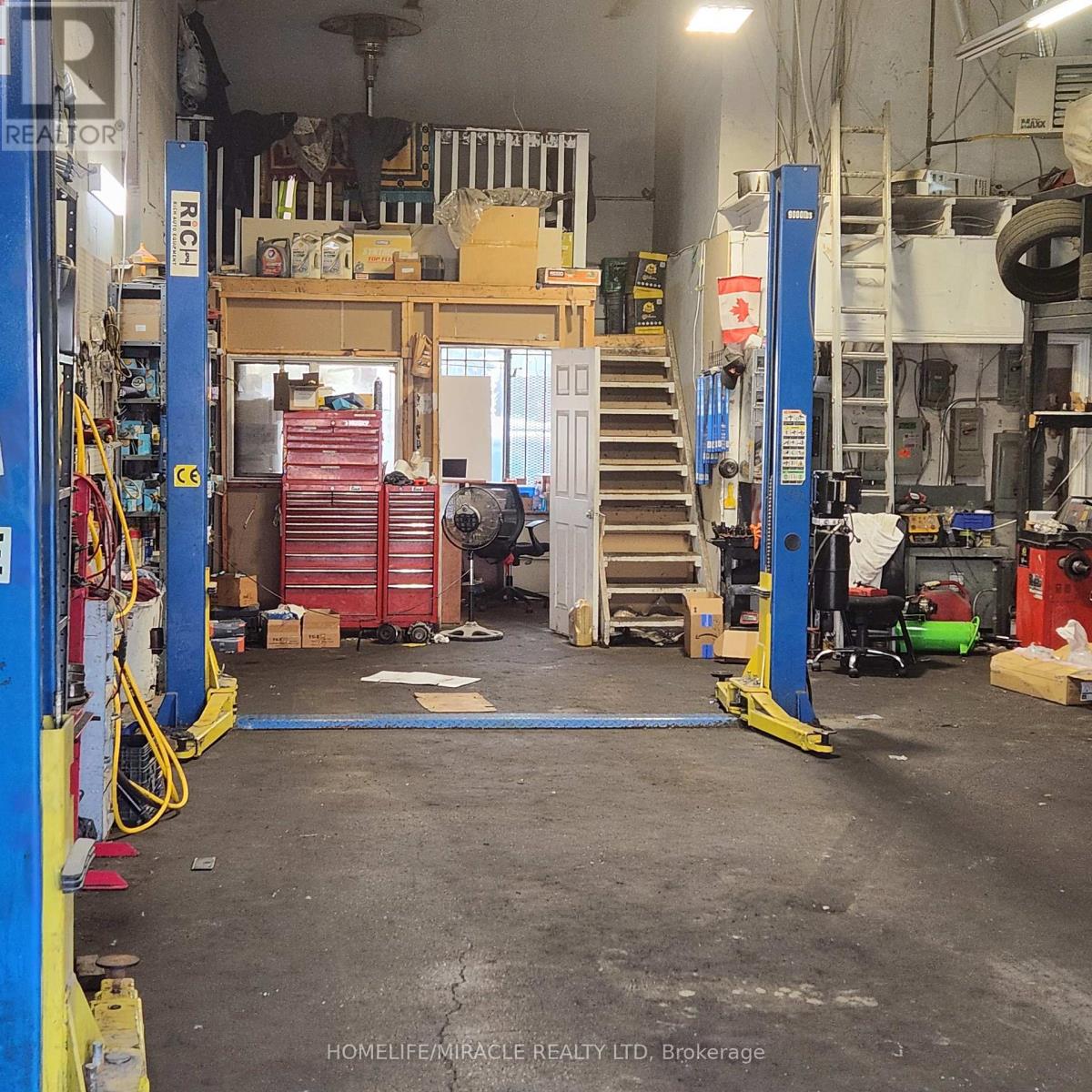 4 - 6720 Highway 7, Vaughan (West Woodbridge Industrial Area), Ontario  L4L 1A5 - Photo 13 - N12444648