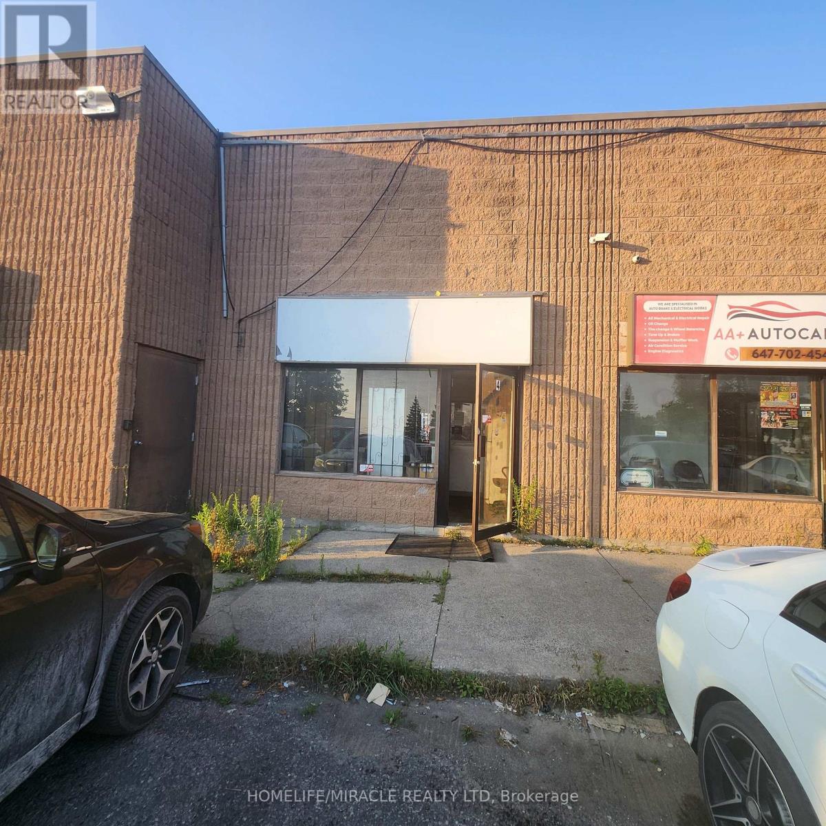 4 - 6720 Highway 7, Vaughan (West Woodbridge Industrial Area), Ontario  L4L 1A5 - Photo 3 - N12444648