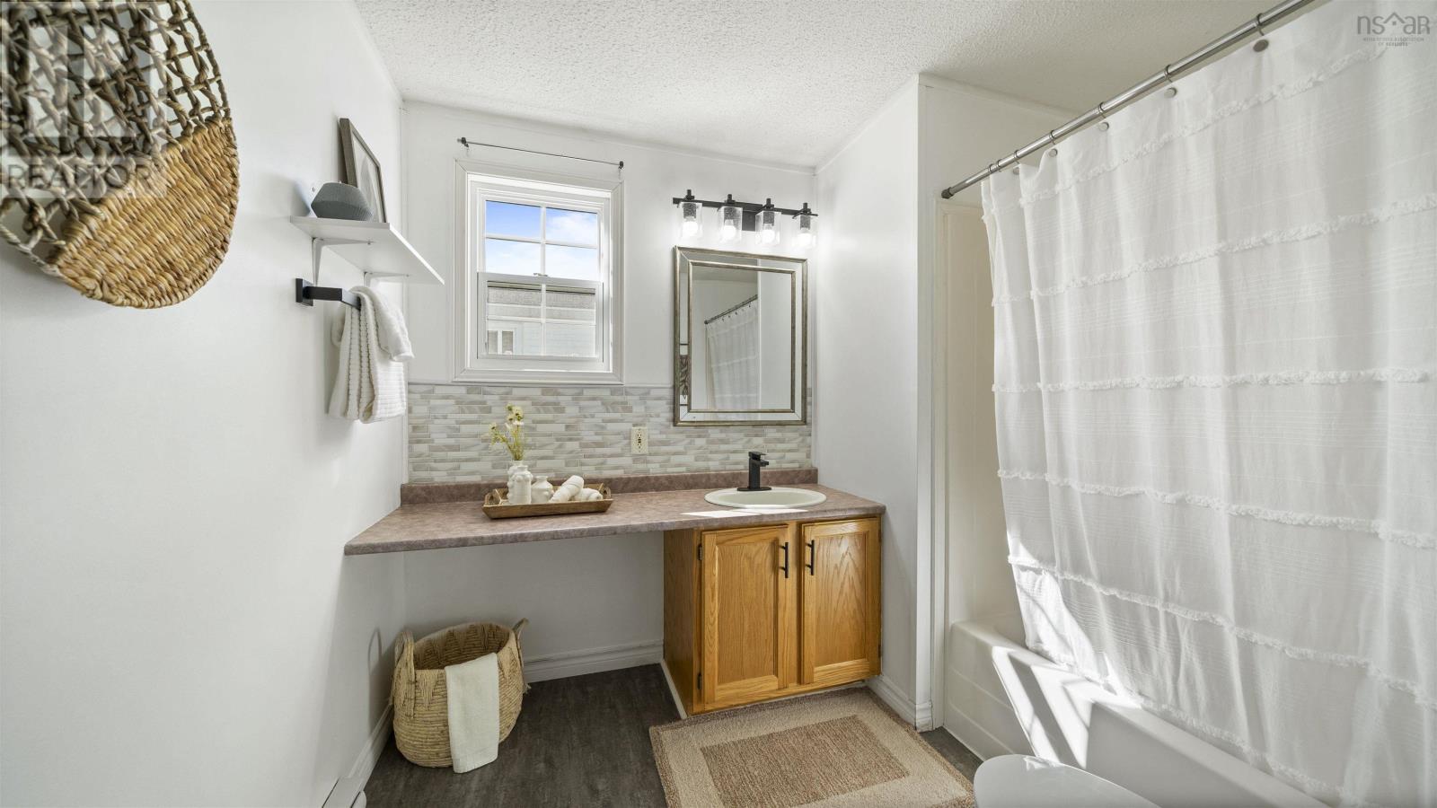 53 Broadway Street, Lakeside, Nova Scotia  B3T 1B1 - Photo 27 - 202525019