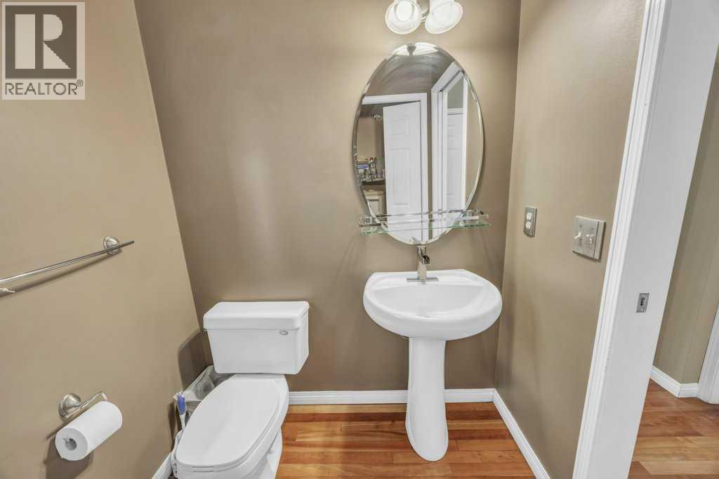 550 Cooperfield Boulevard Se, Calgary, Alberta  T2P 3W2 - Photo 11 - A2261732