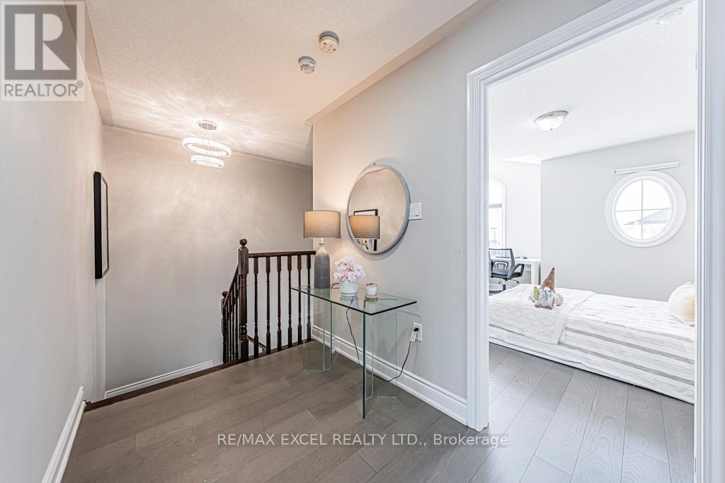 6 Heritage Street, Bradford West Gwillimbury, Ontario  L3Z 0X5 - Photo 28 - N12420414