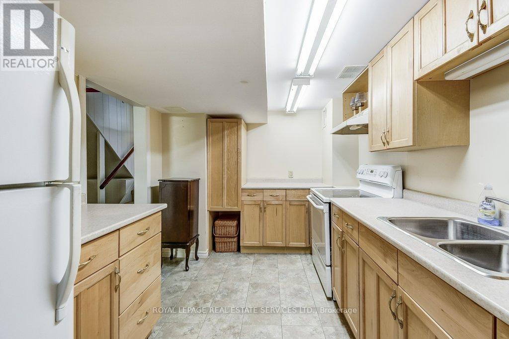 280 Savannah Gate, Oakville (Sw Southwest), Ontario  L6L 4E6 - Photo 38 - W12444643