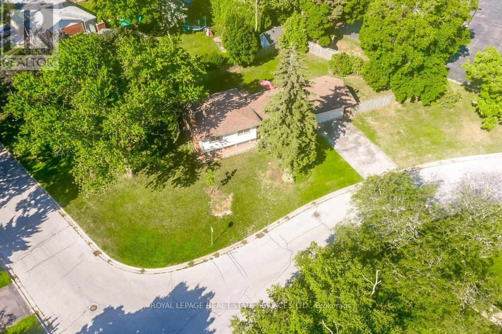 280 Savannah Gate, Oakville (Sw Southwest), Ontario  L6L 4E6 - Photo 39 - W12444643