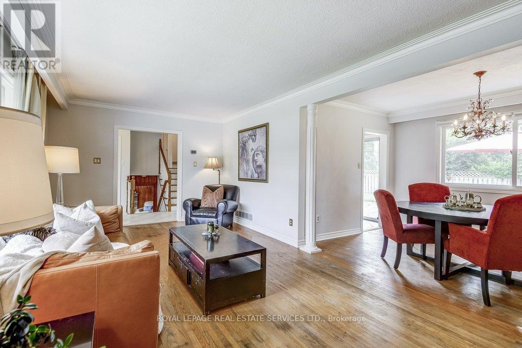 280 Savannah Gate, Oakville (Sw Southwest), Ontario  L6L 4E6 - Photo 9 - W12444643