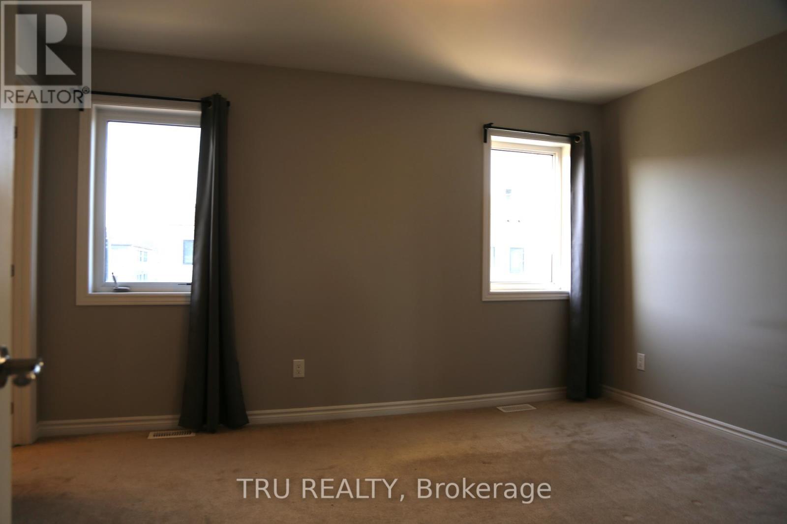 92 Kyanite Lane, Ottawa, Ontario  K2J 7B4 - Photo 17 - X12444688