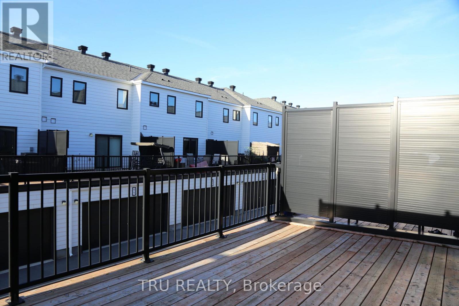 92 Kyanite Lane, Ottawa, Ontario  K2J 7B4 - Photo 20 - X12444688