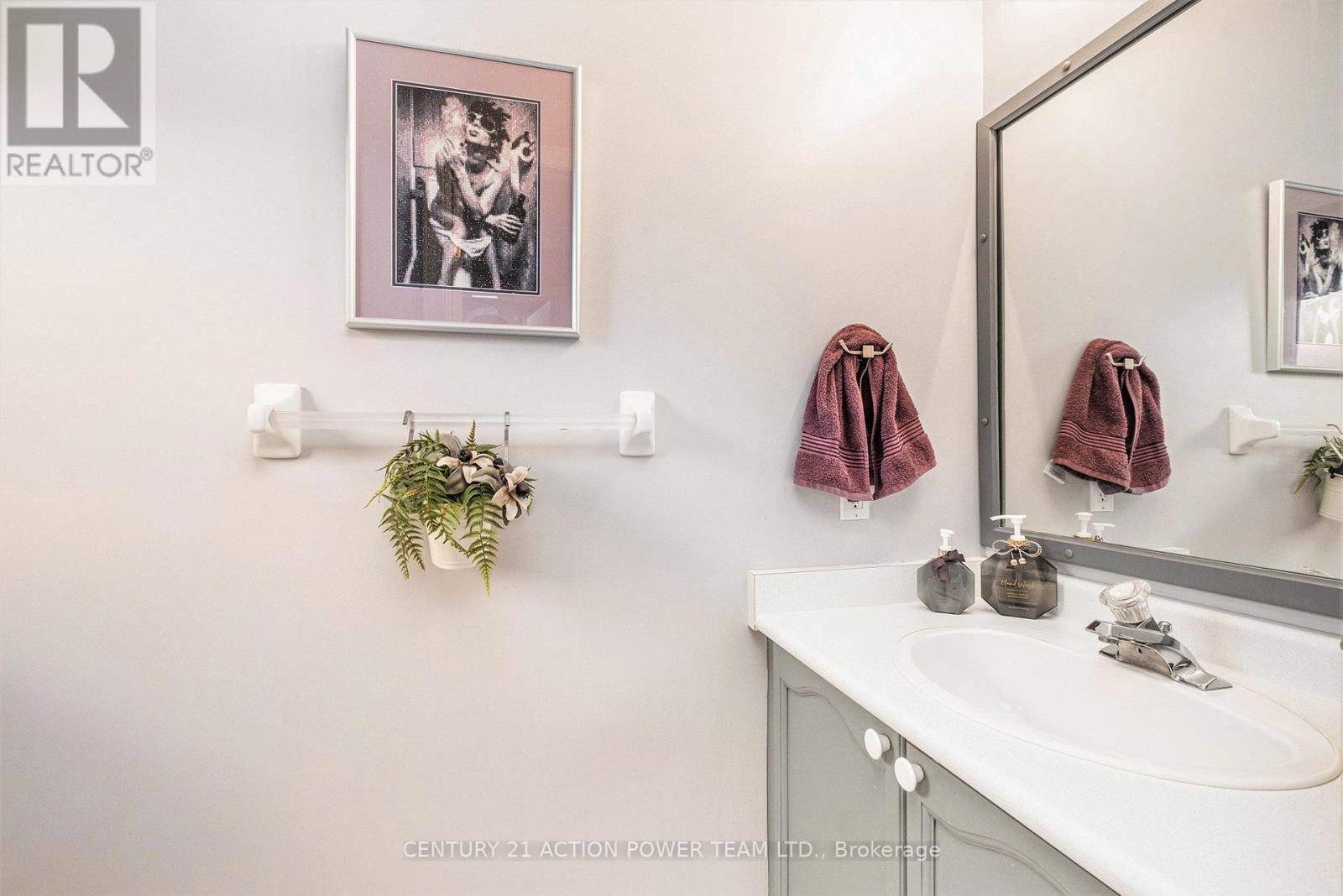 167 Grenadier Way, Ottawa, Ontario  K2J 4M1 - Photo 15 - X12444692