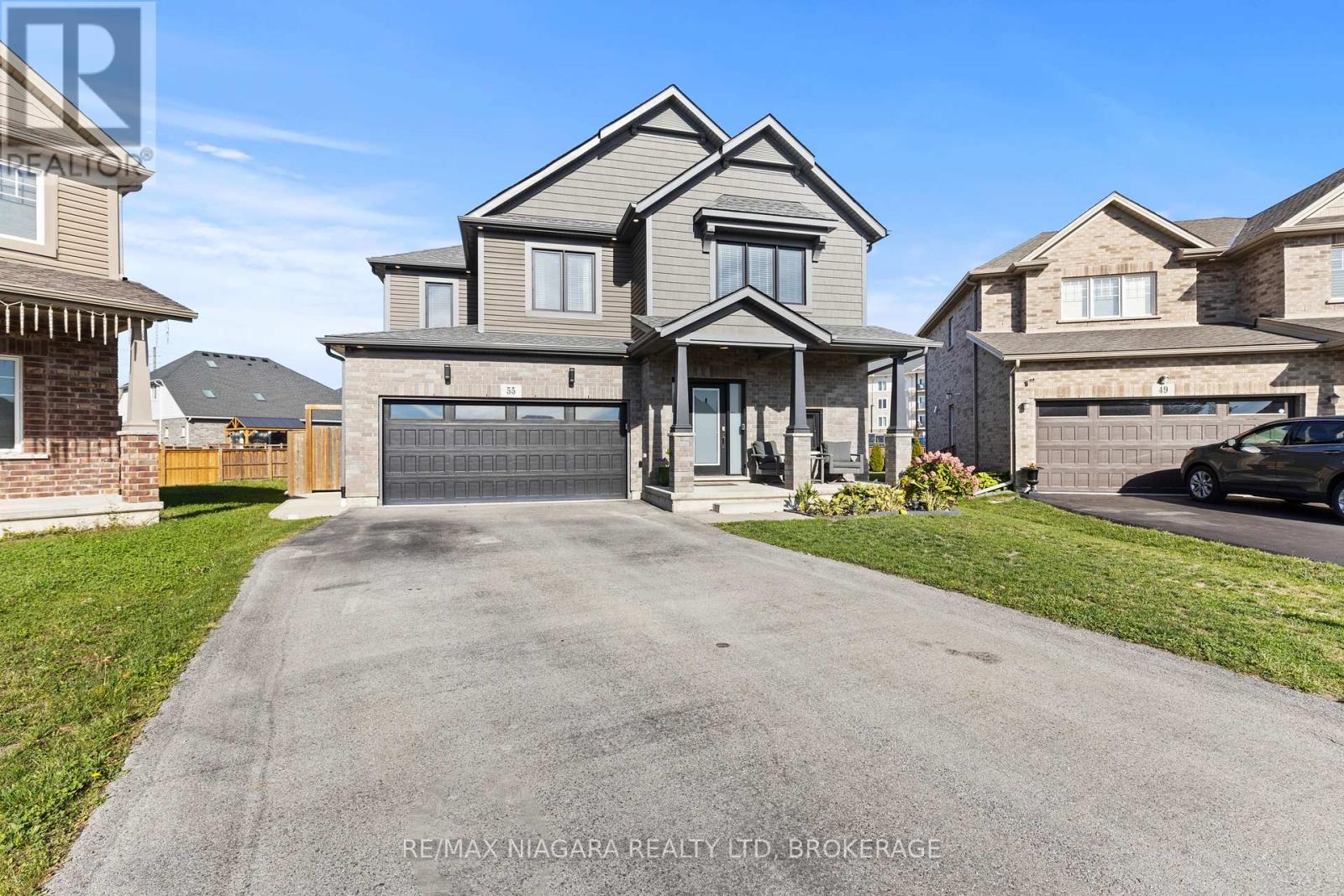 55 Spruce Crescent, Welland (Coyle Creek), Ontario  L3C 0C6 - Photo 2 - X12444668
