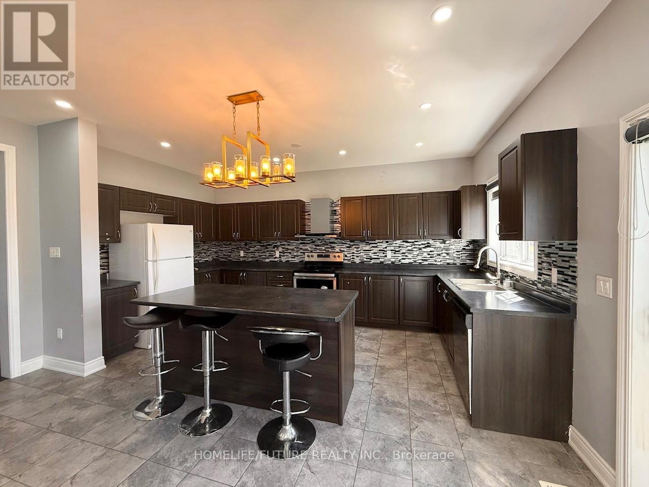 189 Werry Avenue, Southgate, Ontario  N0C 1B0 - Photo 6 - X12444659