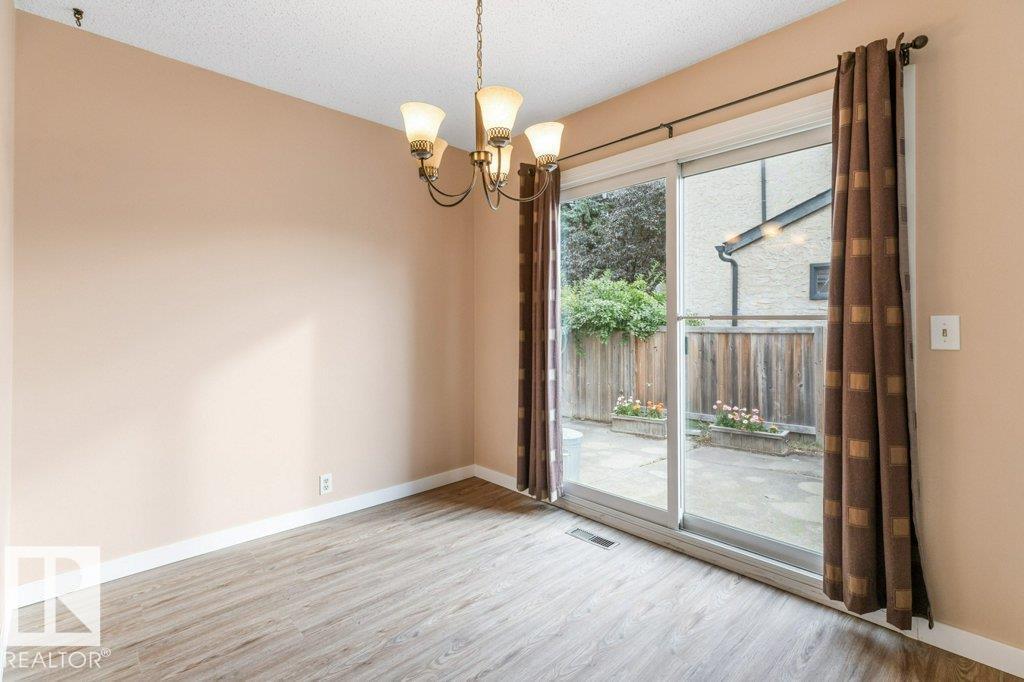 5704 93a Av Nw, Edmonton, Alberta  T6B 2K7 - Photo 12 - E4460207