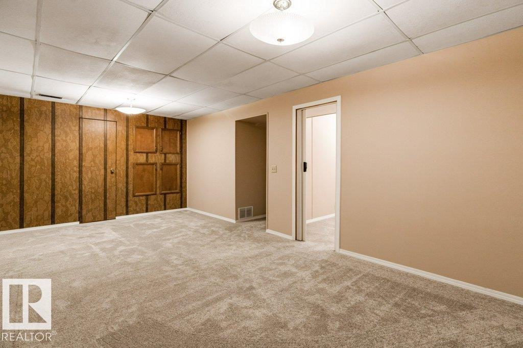 5704 93a Av Nw, Edmonton, Alberta  T6B 2K7 - Photo 32 - E4460207