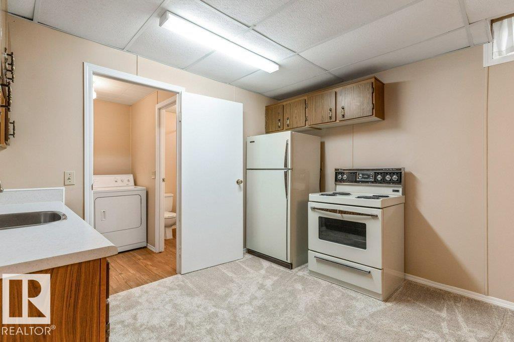 5704 93a Av Nw, Edmonton, Alberta  T6B 2K7 - Photo 38 - E4460207