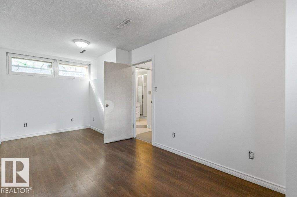 6015 107 St Nw, Edmonton, Alberta  T6H 2X9 - Photo 39 - E4460670