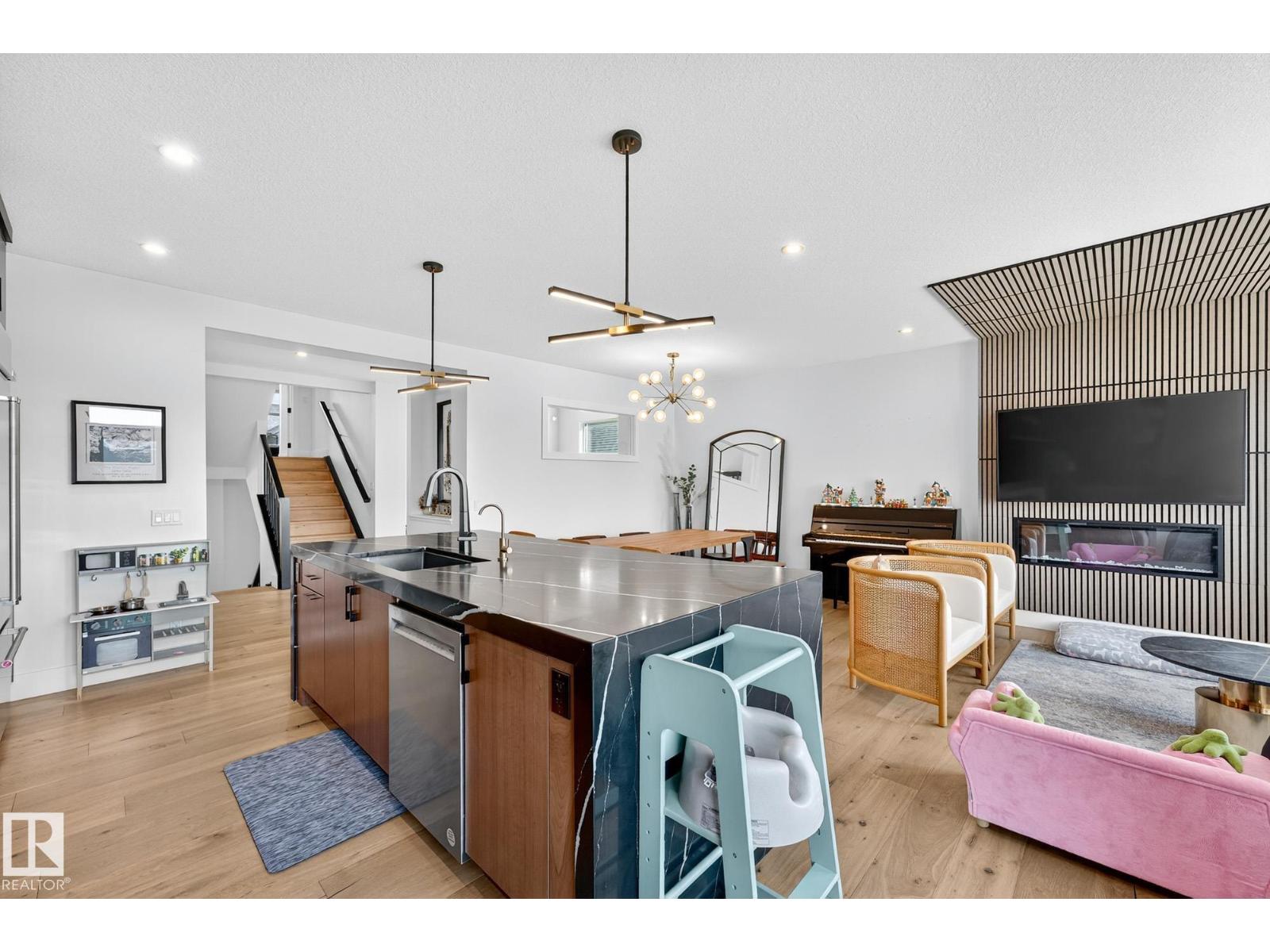520 Merlin Landing Ld Nw, Edmonton, Alberta  T5S 0H5 - Photo 16 - E4460807