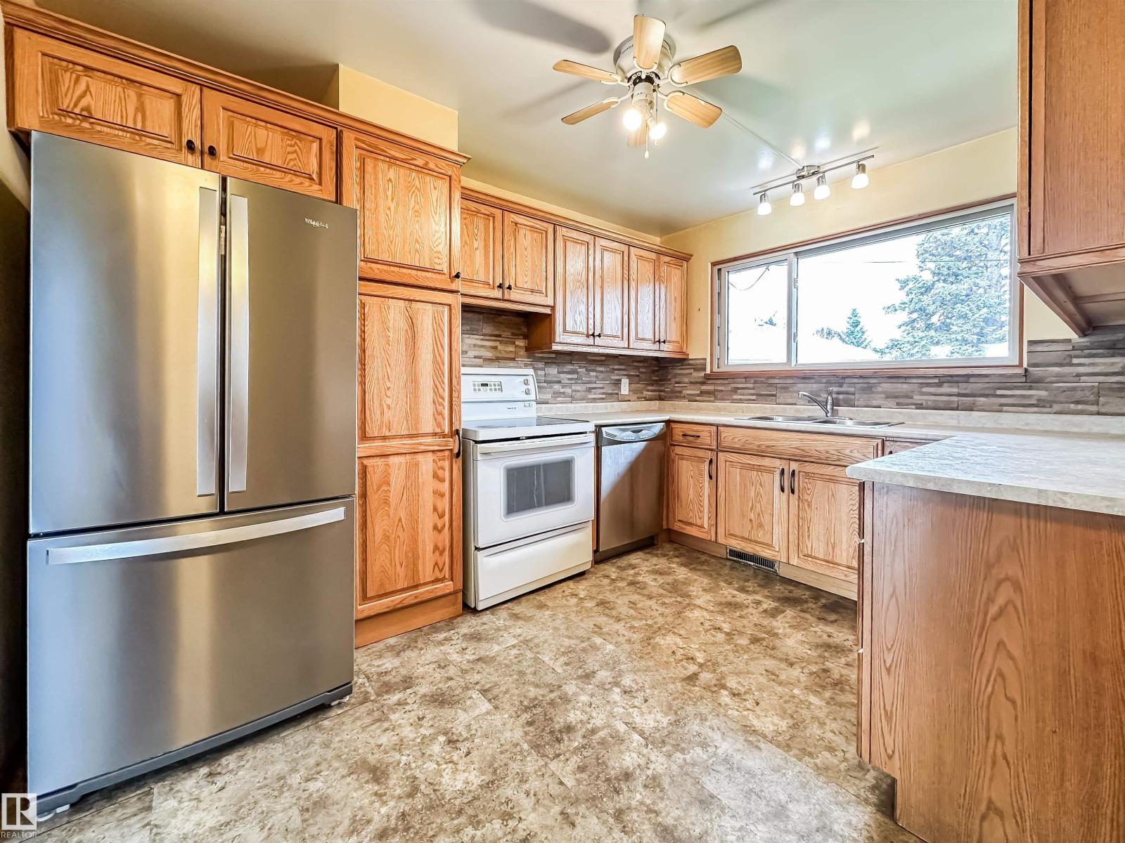 8126 150 St Nw, Edmonton, Alberta  T5R 1E1 - Photo 12 - E4460808