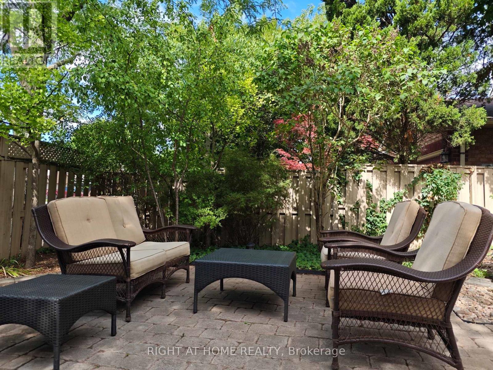 1216 Blackburn Drive, Oakville, Ontario  L6M 2X9 - Photo 39 - W12429510