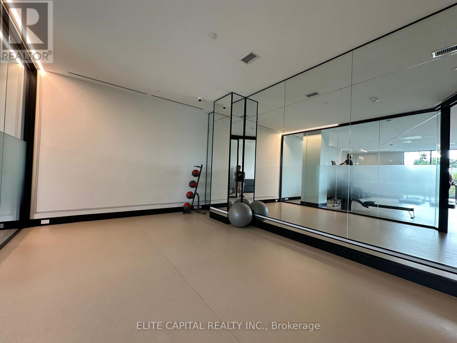723 - 30 Tretti Way, Toronto, Ontario  M3H 0E3 - Photo 17 - C12444663