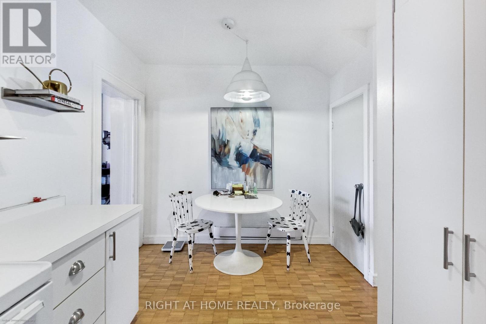 942 Queen Street W, Toronto (Trinity-Bellwoods), Ontario  M6J 1G8 - Photo 25 - C12444671