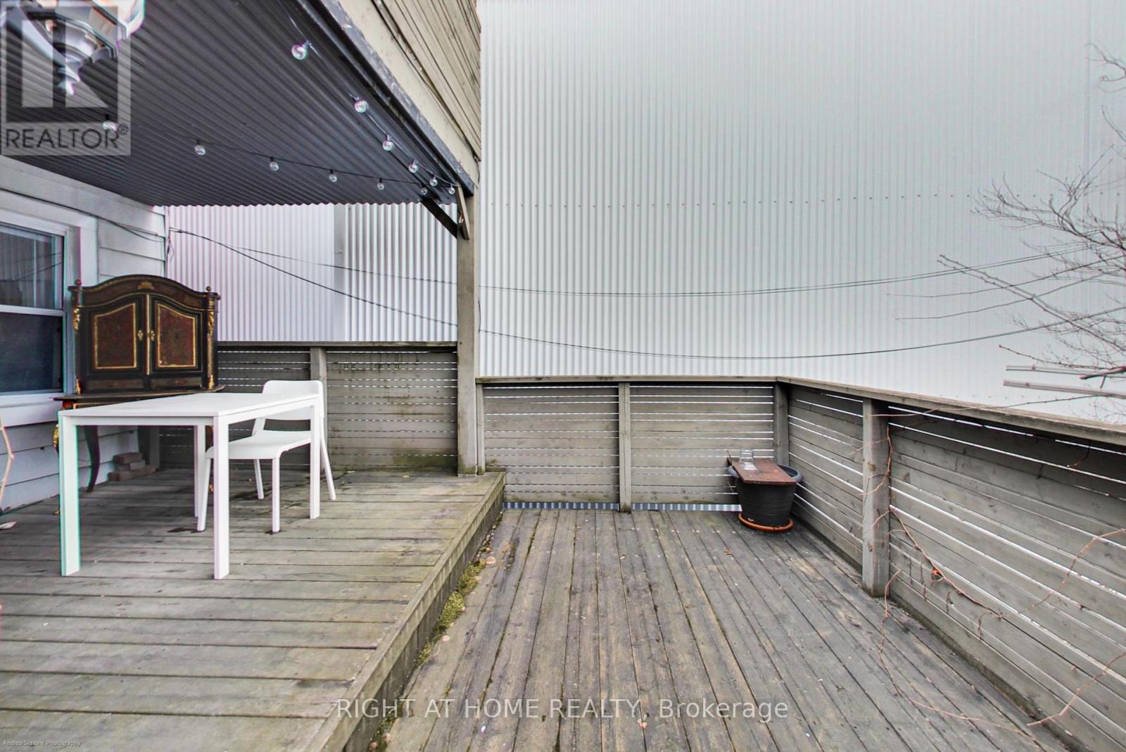 942 Queen Street W, Toronto (Trinity-Bellwoods), Ontario  M6J 1G8 - Photo 29 - C12444671